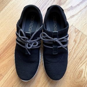 Cole haan Zero grand quilted sneaker shoes 7.5